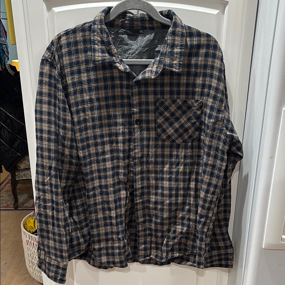 Swell Men's Casual Plaid Flannel Button Down Shirt - Navy and Beige